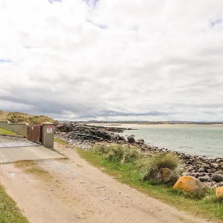 度假居 Realt Na Farraige